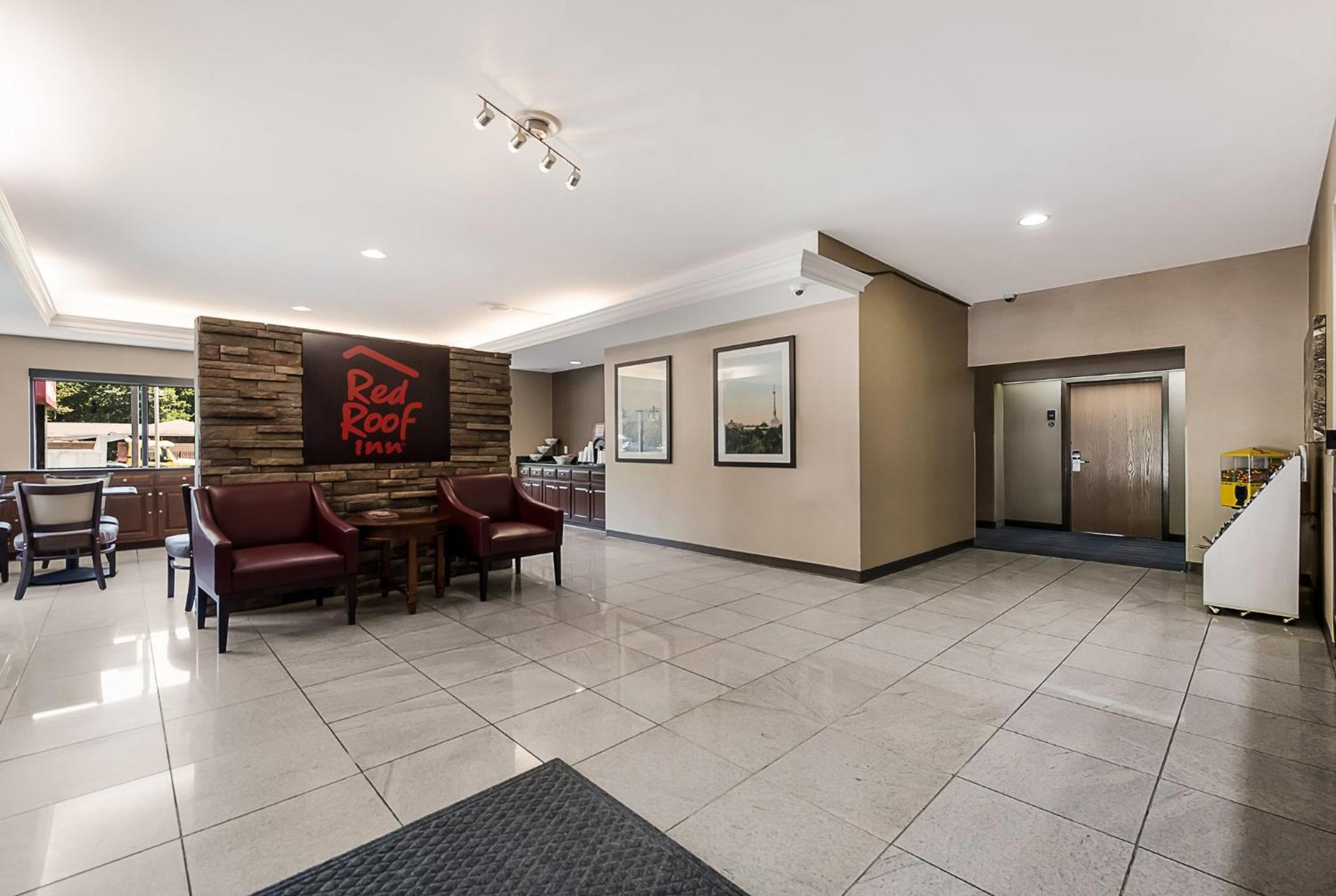 Red Roof Inn Newport News - Yorktown Buitenkant foto